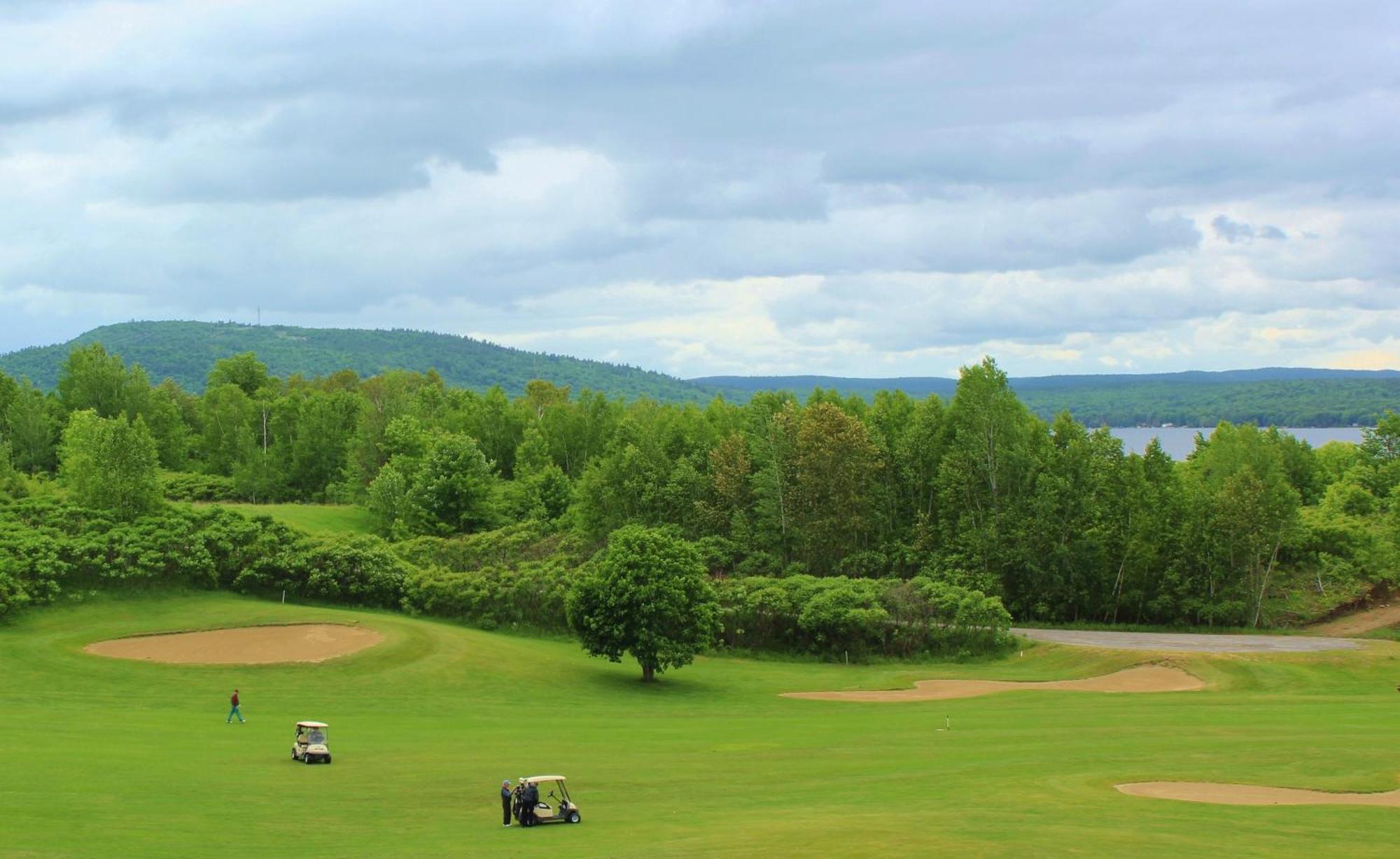 Highlands Four Season Resort Calabogie Bagian luar foto